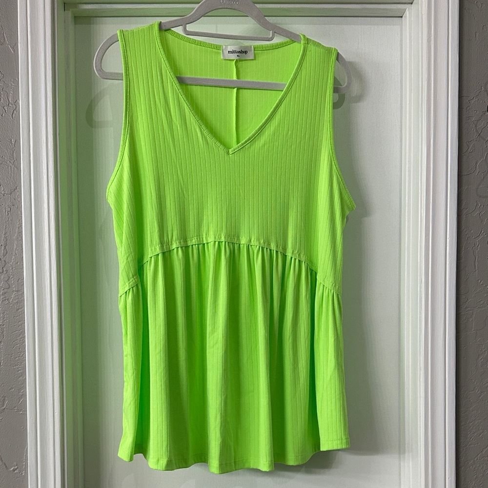 mittoshop Neon Lime V-Neck Sleeveless Peplum Tank NWOT